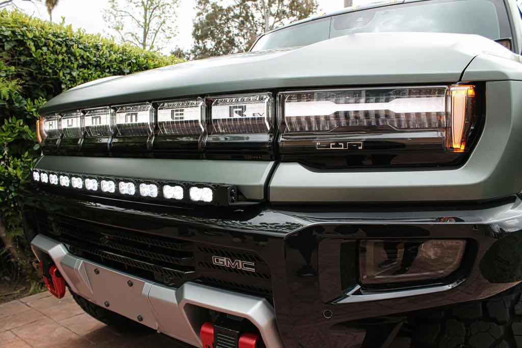 hummer-ev-light-bar Compressed.jpg