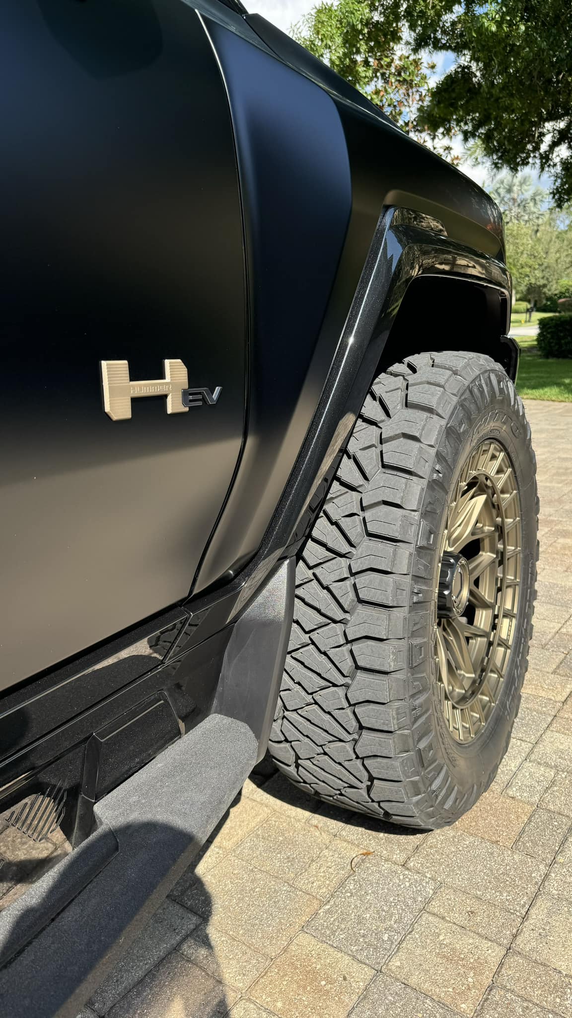 hummer-ev-pickup-vossen-hfx1-22-.jpg