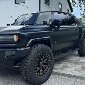 hummer-ev-pickup-vossen-hfx1-22-1.jpg