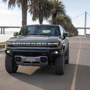 2024-gmc-hummer-ev-suv-edition-one.jpg