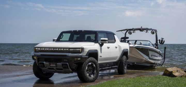 2023-GMC-Hummer-EV-Edition-1-Pickup-Press-Photos-Exterior-008-front-three-quarters-towing-720x...jpg